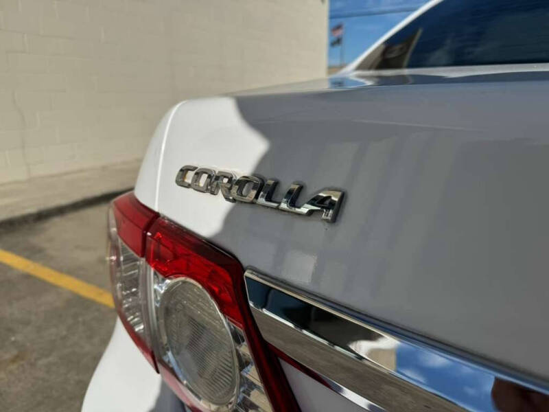 2012 Toyota Corolla LE