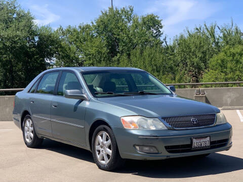 2001 Toyota Avalon for sale at Autoaffari LLC in Sacramento CA