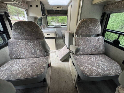 2002 Winnebago Rialta 22QD