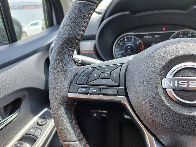 2024 Nissan Versa SR