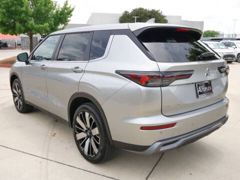 2026 Mitsubishi Outlander SE