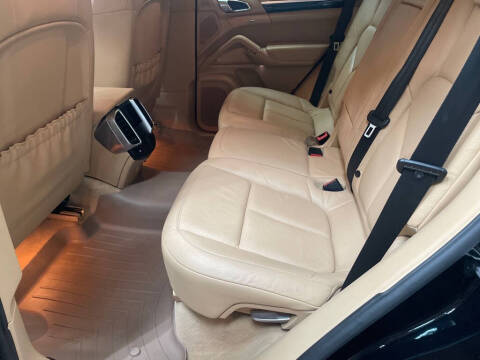 2012 Porsche Cayenne Tiptronic