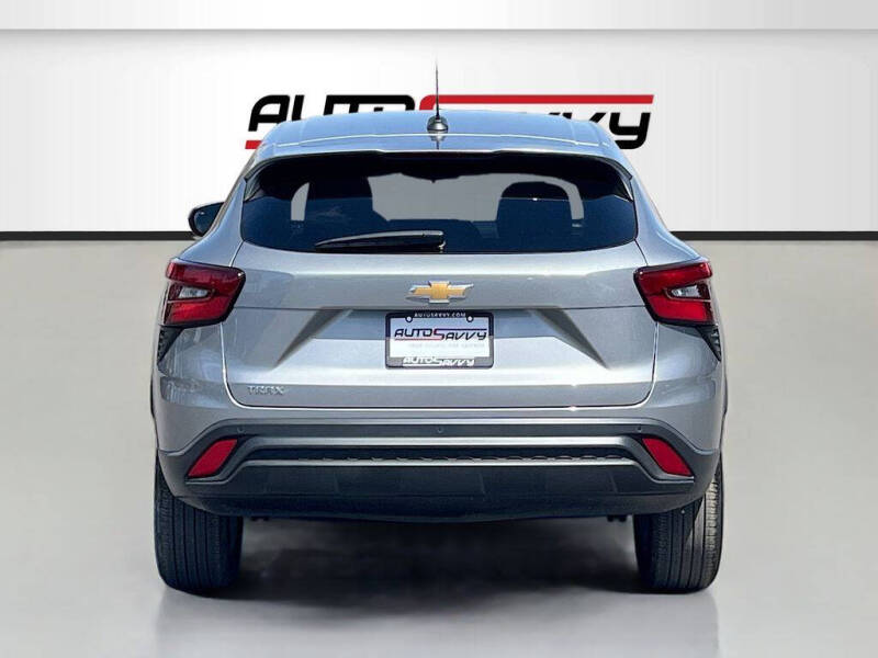 2025 Chevrolet Trax LS