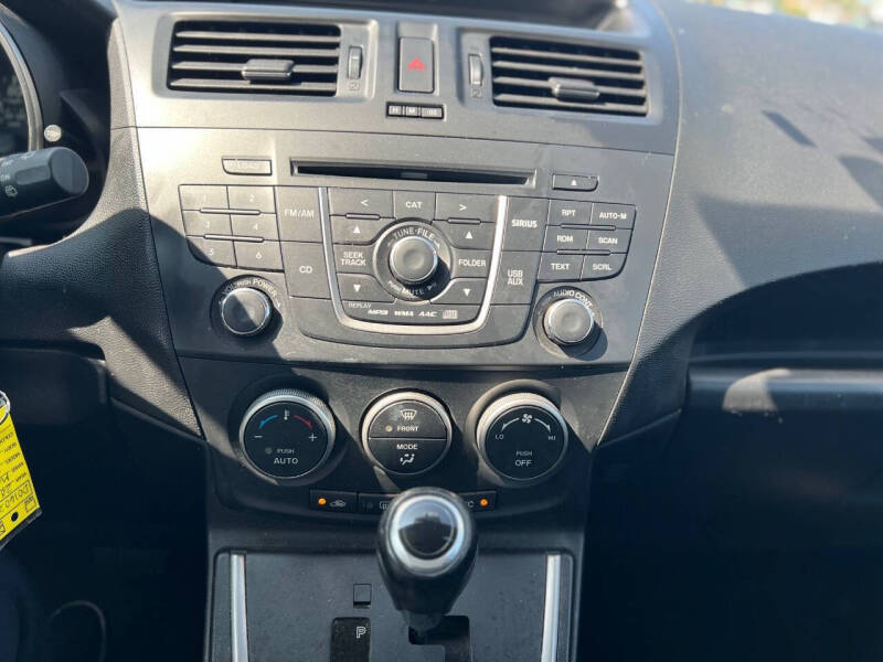 2013 Mazda MAZDA5 Touring