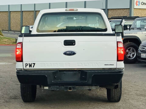 2015 Ford F-250 Super Duty XL