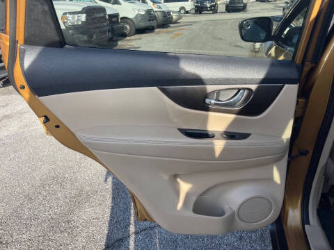 2015 Nissan Rogue SV