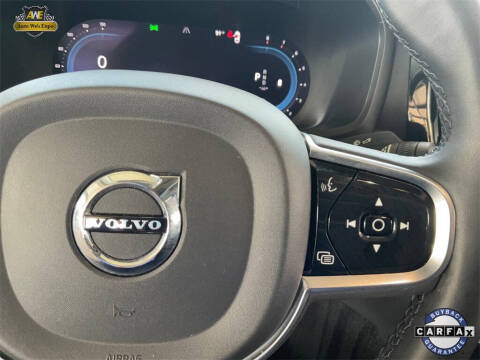 2024 Volvo S60 B5 Plus Dark Theme