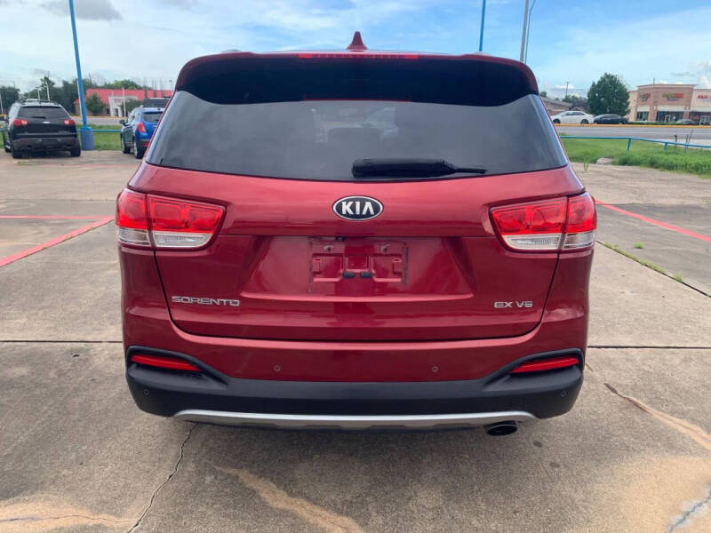 2016 Kia Sorento EX V6