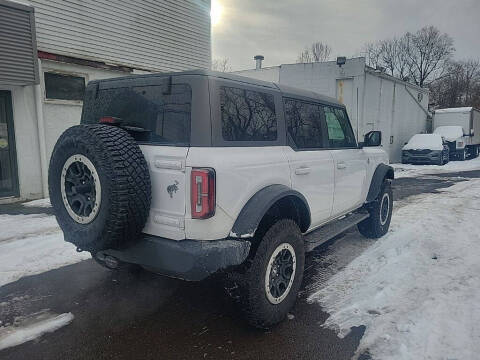 2024 Ford Bronco Outer Banks