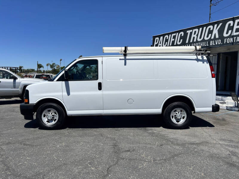 2017 Chevrolet Express 2500