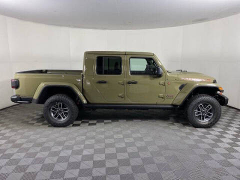 2025 Jeep Gladiator Mojave X