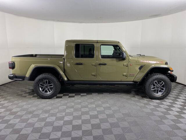 2025 Jeep Gladiator Mojave X