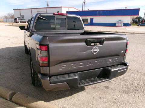 2022 Nissan Frontier S