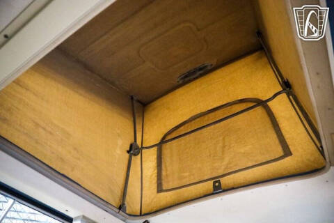 1982 Volkswagen Vanagon Camper