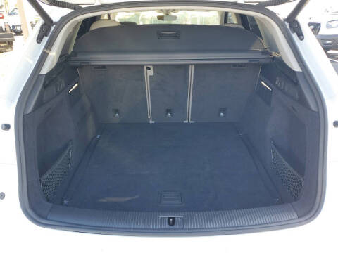 2020 Audi Q5 quattro Premium Plus 45 TFSI