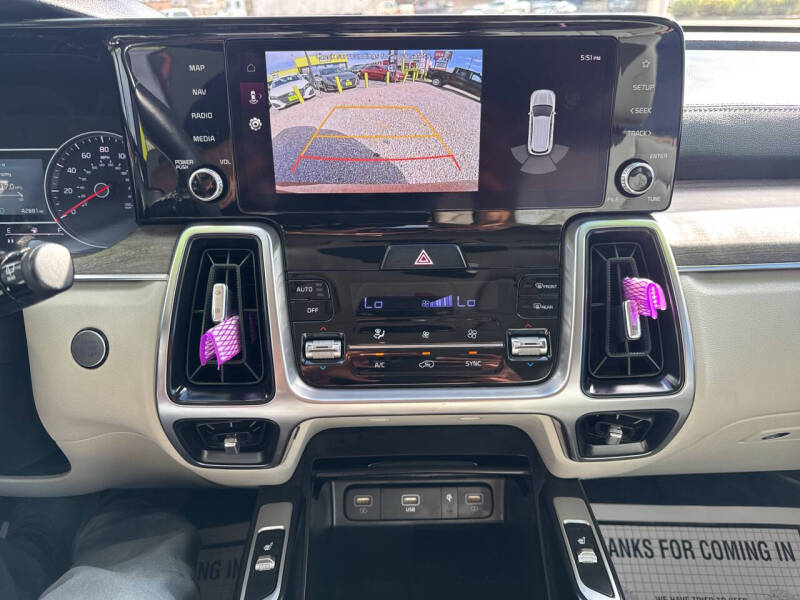 2023 Kia Sorento EX