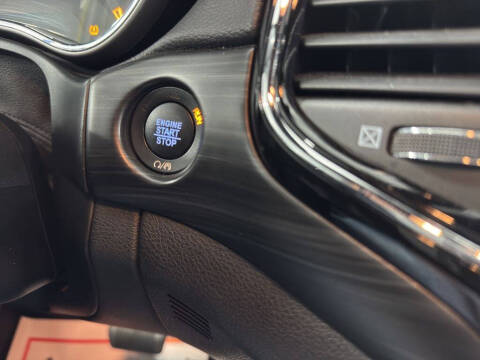 2019 Jeep Grand Cherokee Laredo E