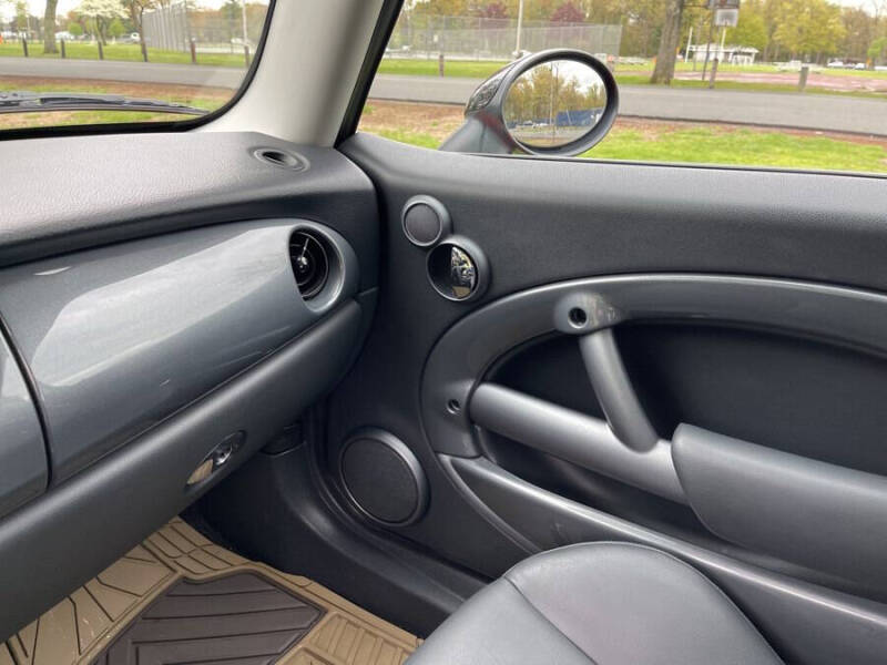 2005 MINI Cooper