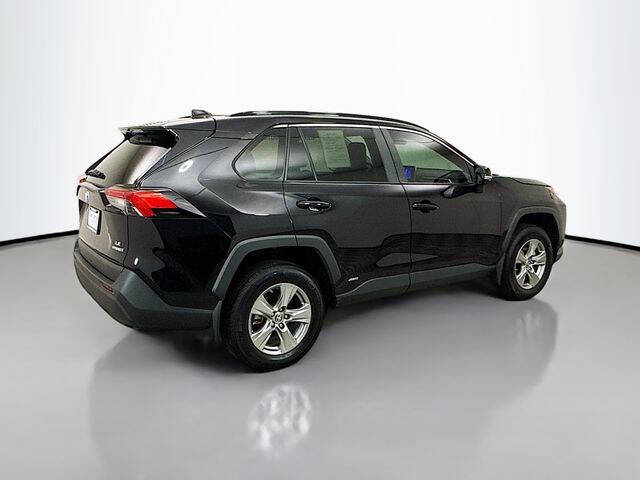 2024 Toyota RAV4 Hybrid LE