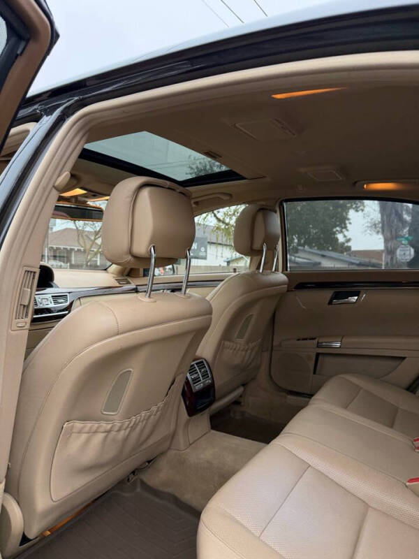 2013 Mercedes-Benz S-Class S 550