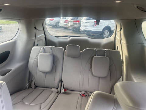 2021 Chrysler Voyager LXi