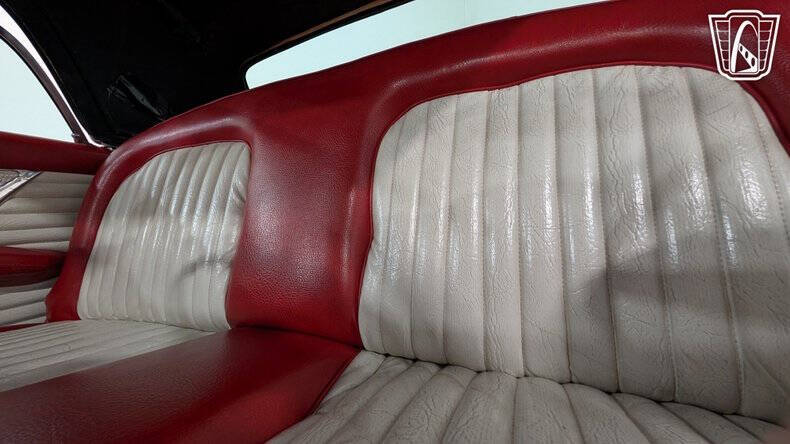 1955 Ford Thunderbird