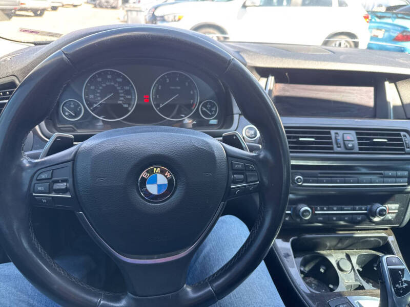 2016 BMW 5 Series 528i xDrive