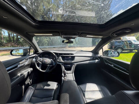 2020 Cadillac XT5 Premium Luxury