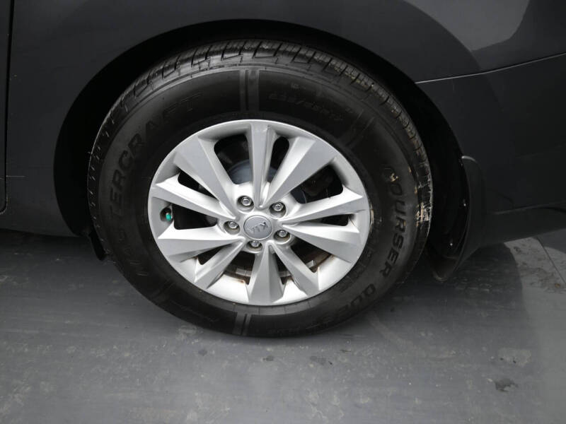 2017 Kia Sedona LX