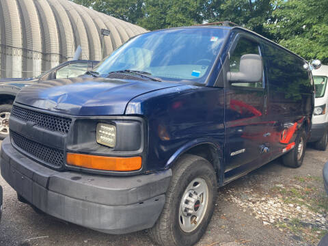 2004 Chevrolet Express Cargo for sale at Drive Deleon in Yonkers NY