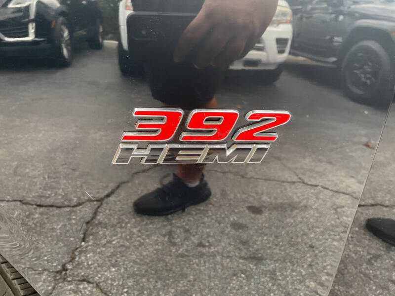 2015 Dodge Challenger SRT 392