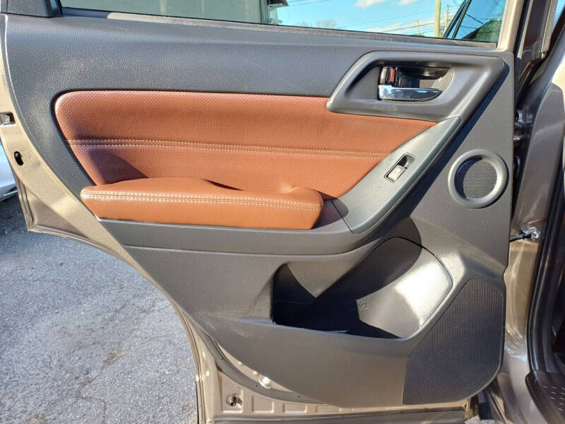 2017 Subaru Forester 2.5i Touring