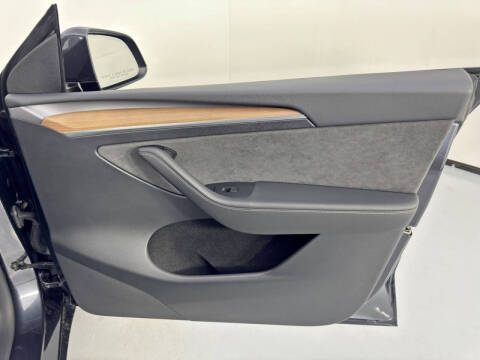 2024 Tesla Model Y Performance