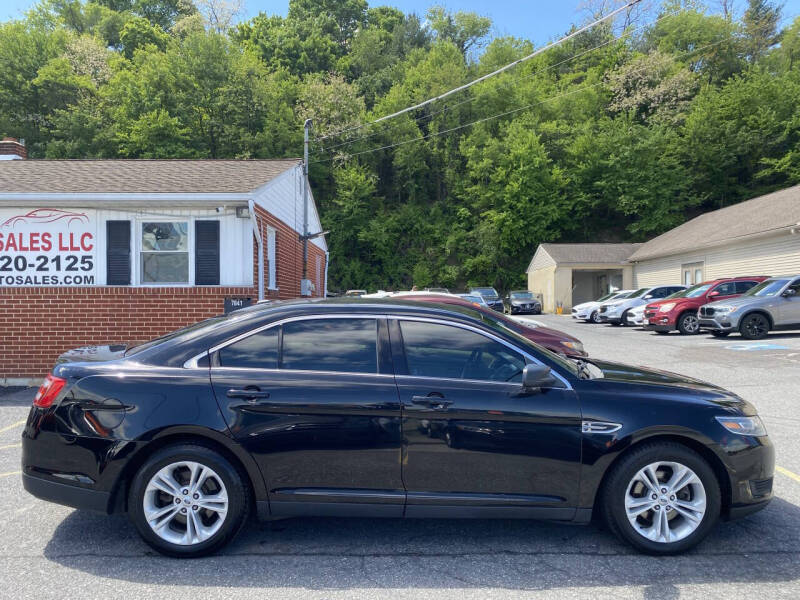 2016 Ford Taurus SE