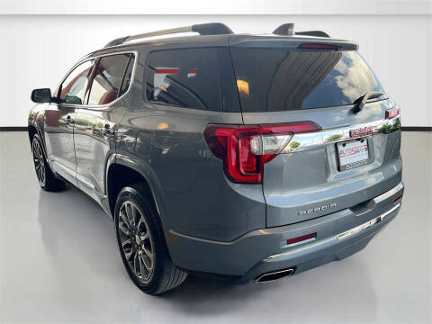 2022 GMC Acadia Denali