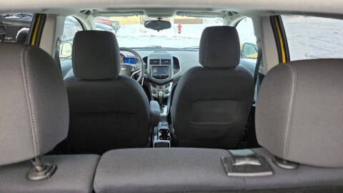 2016 Chevrolet Sonic LT Auto