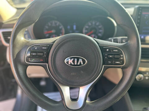 2017 Kia Optima LX