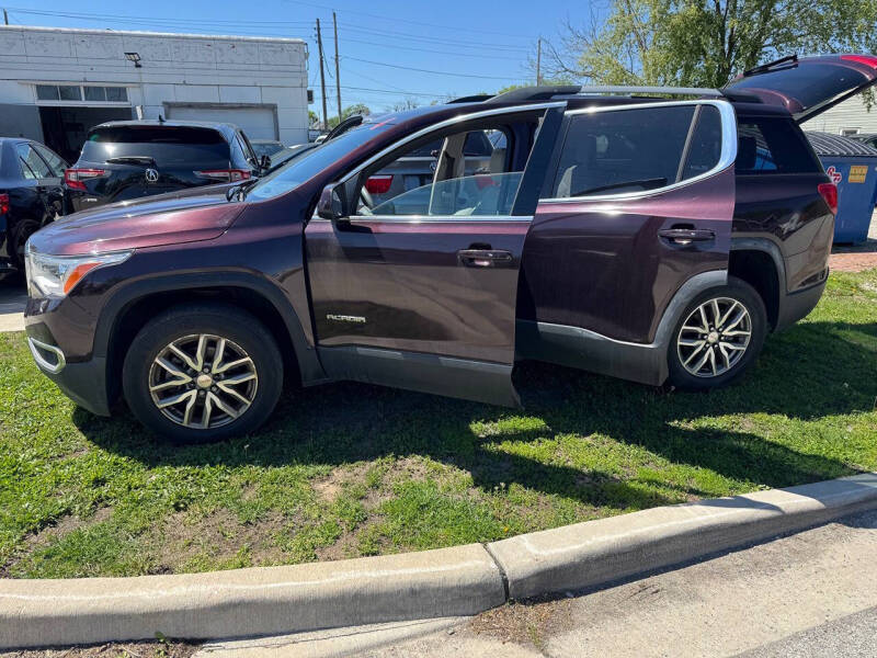 2017 GMC Acadia SLE-2