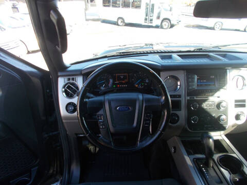 2017 Ford Expedition EL XLT