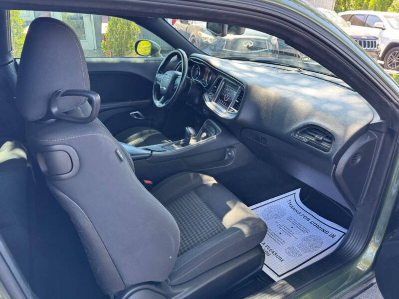 2019 Dodge Challenger SXT
