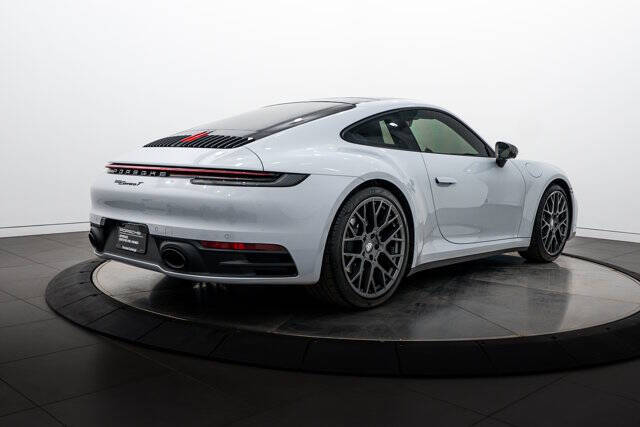 2023 Porsche 911 Carrera T
