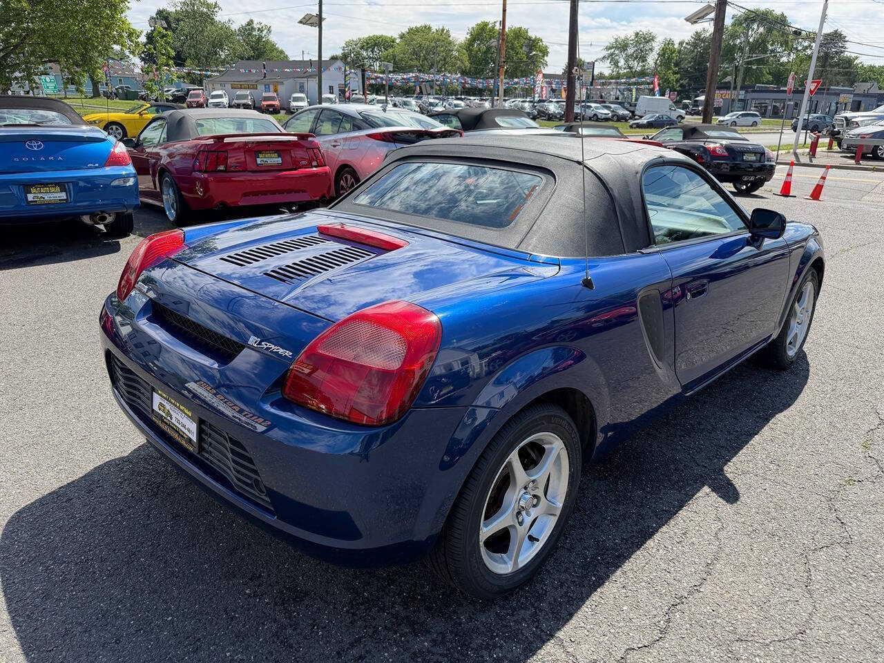2002 Toyota MR2 Spyder 24