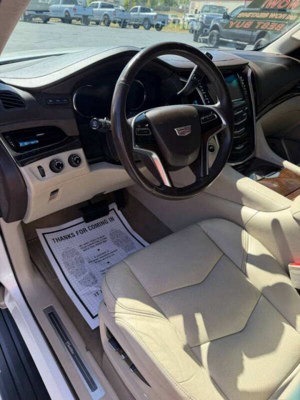 2017 Cadillac Escalade Premium Luxury