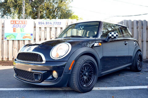 2013 MINI Hardtop for sale at ALWAYSSOLD123 INC in Fort Lauderdale FL