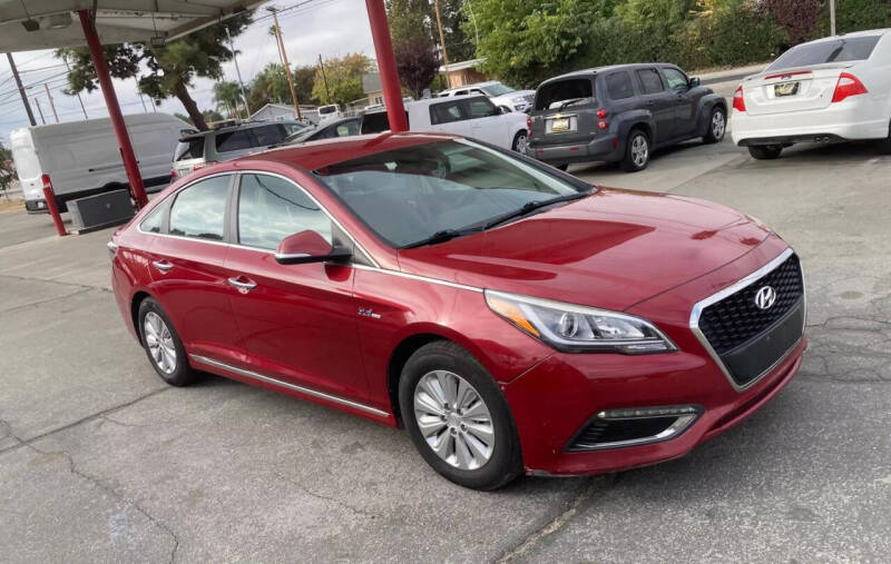 2016 Hyundai Sonata Hybrid Base photo 3