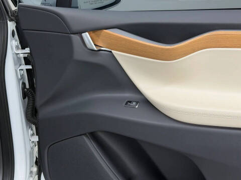 2020 Tesla Model X Long Range Plus