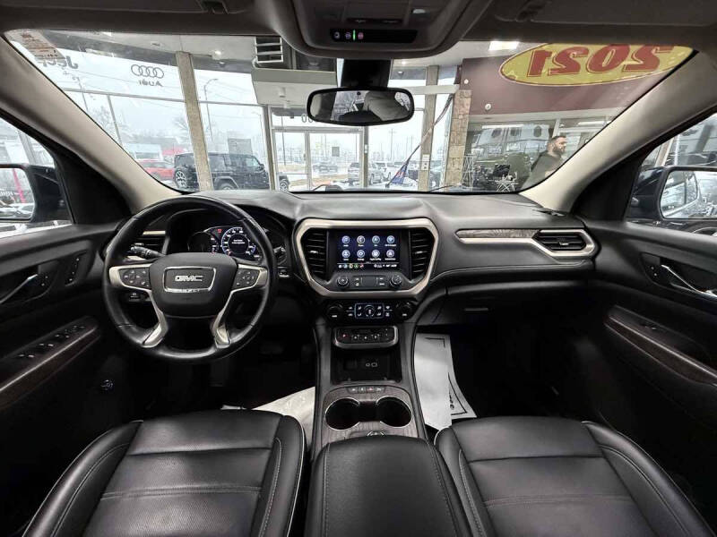 2021 GMC Acadia Denali