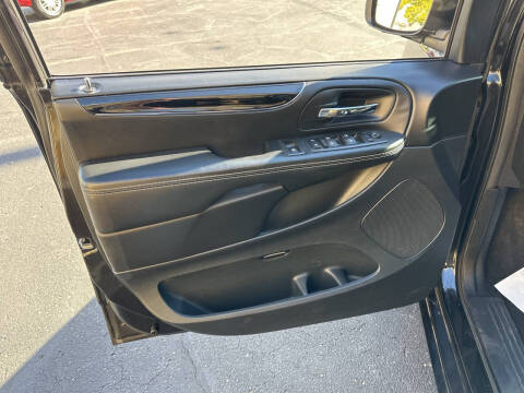 2015 Dodge Grand Caravan SE Plus