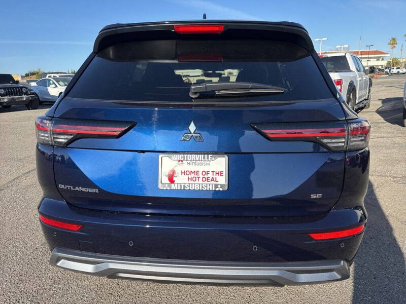 2026 Mitsubishi Outlander SE