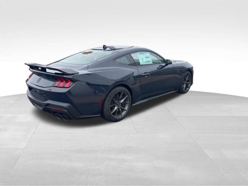 2025 Ford Mustang Dark Horse